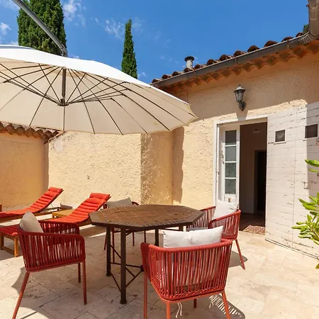 Villa Le Clos De La Tour *